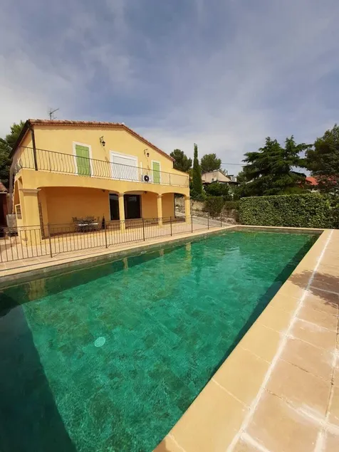 Bella villa di fronte sud con grande piscina - Image 1