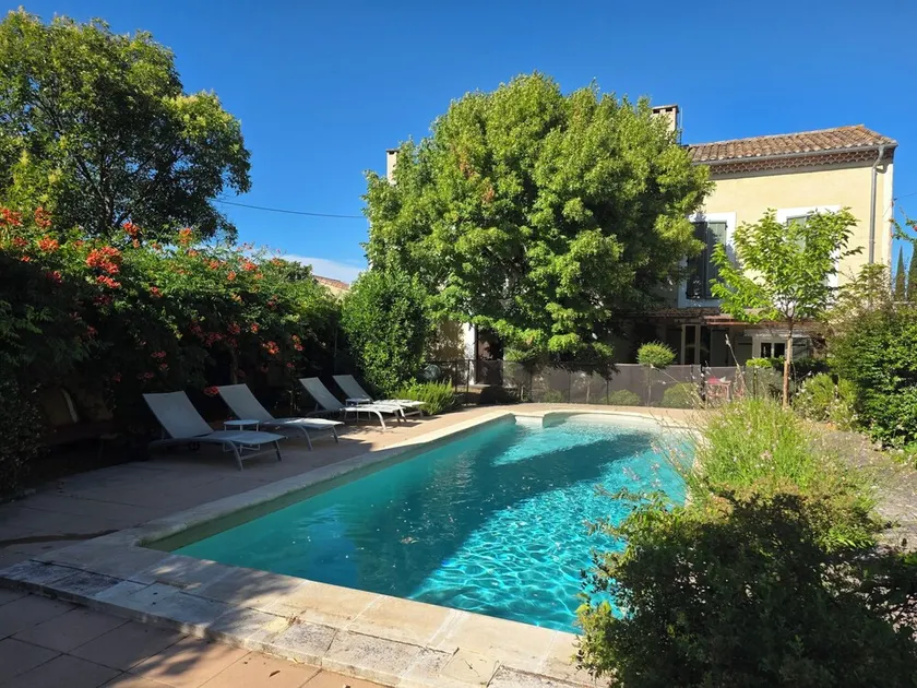 Provencalsk bondegård med en pulje mellem Ventoux og Luberon - Image 1