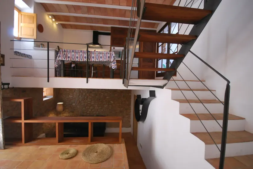 Charming townhouse, walking distance from the main square - Image 1