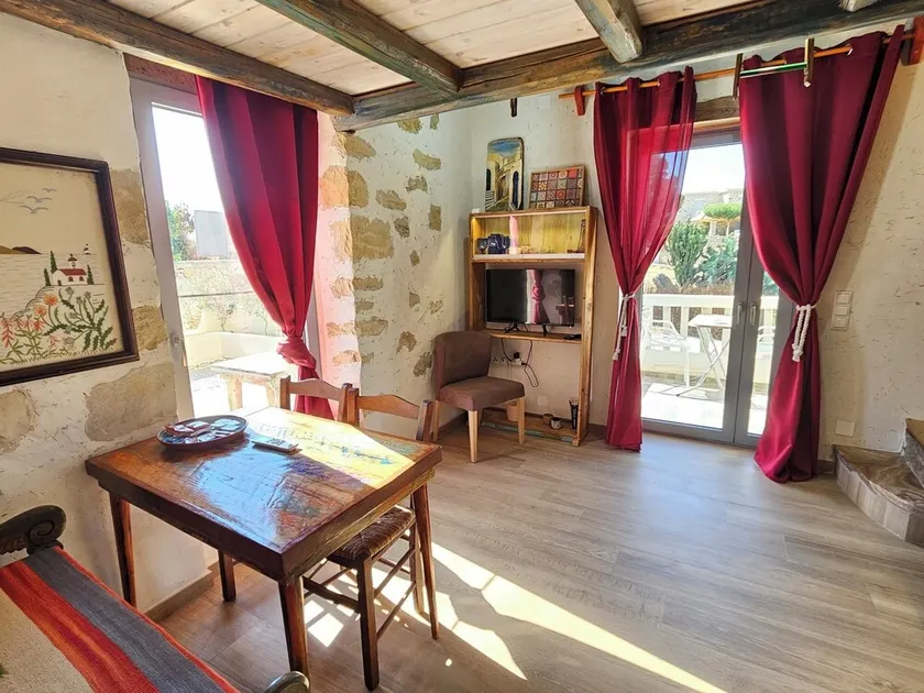 fantastic studio Komos, sleeping gallery, kitchenette, bathroom, private balcony - Image 1