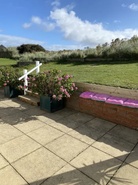 Beadnell Fantastic Bungalow - garden backs straight onto dunes and beach. - Image 1
