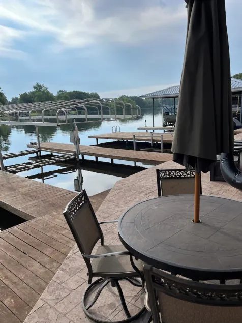 Wunderschönes Cottage am See. Genießen Sie die Sommernächte am See - Image 1