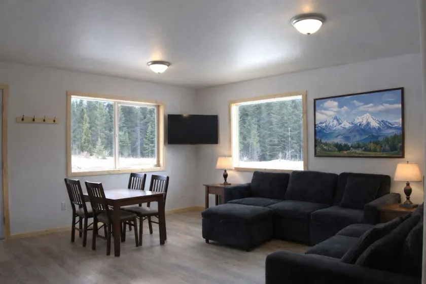 The Cabins at Riptide Resort - Image 1