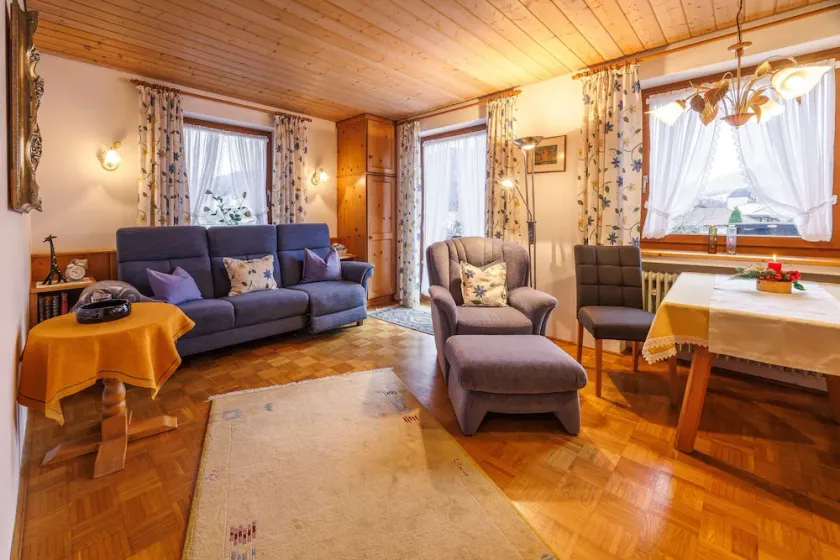 Ferienwohnung Zellerberg 52qm, Balkon, Kochn., 1 Schlafz. , Wohnz., Nr. 1, Wlan - Image 1