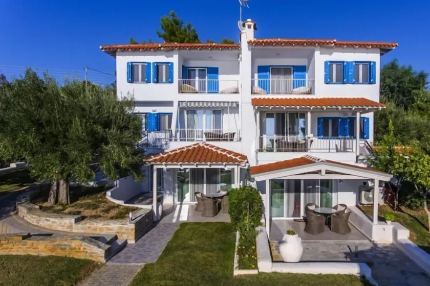 Apartment in Elia Beach with a shared pool - Image 1