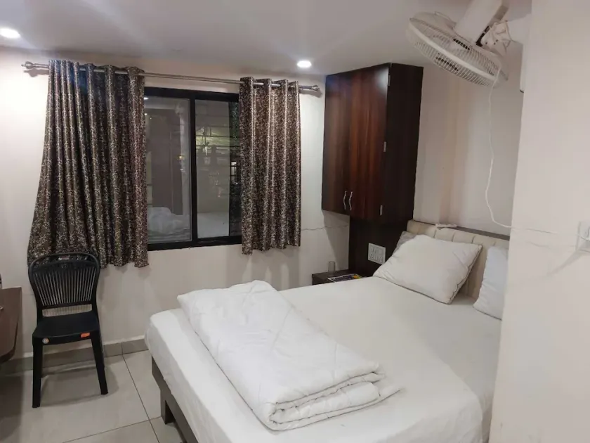 Hotel Om Omkar - Image 1