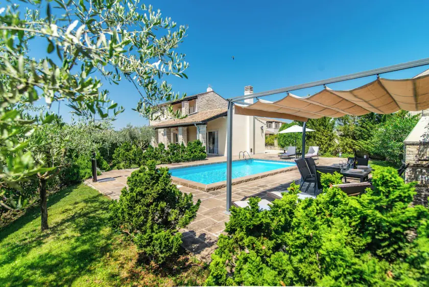 Smuk villa med swimmingpool, havudsigt, grill, wifi, gratis Wi-Fi - Image 1