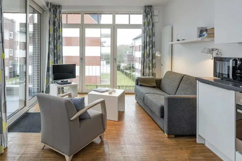 Barrierearme Ferienwohnung mit Geschützter, Sonniger Loggia - 100 m zum Strand! - Image 1