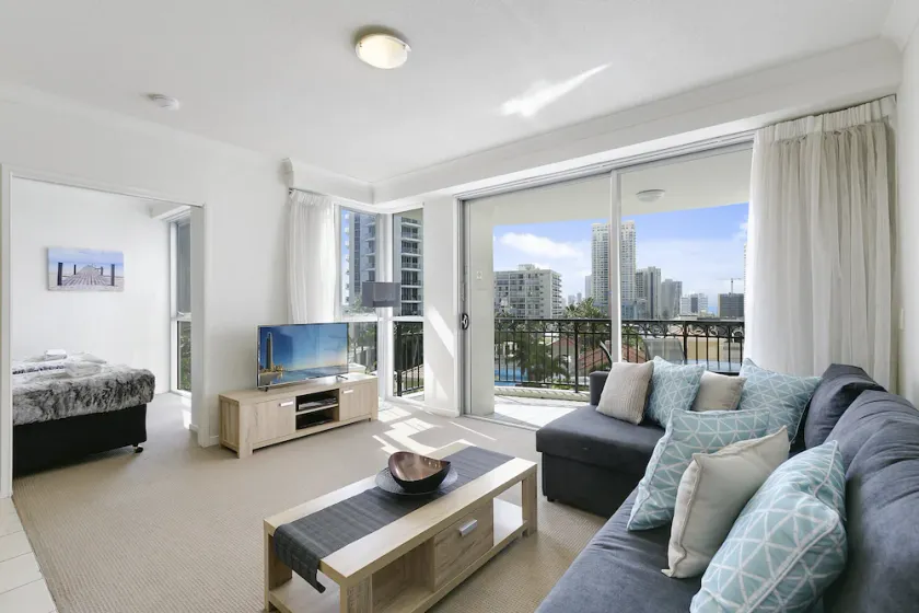 Apartment 1092 is available at an incredibly affordable price. - Image 1