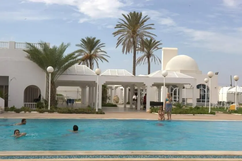 Hotel Ezzahra Dar Tunis - Image 1
