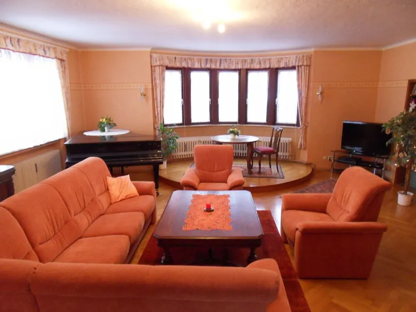 Spacious vacation apartment in the middle of the Thüringen forest - Image 1