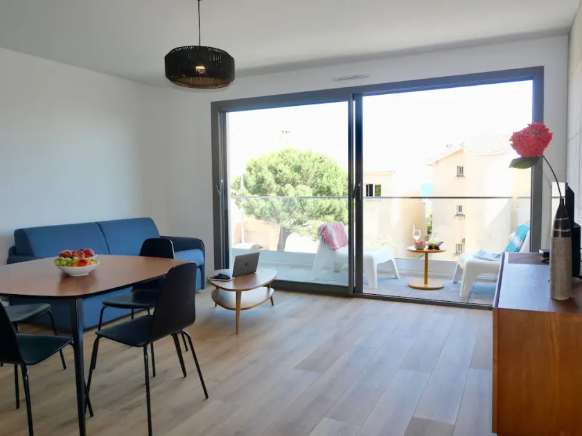 Superbe apt neuf climatisé 2nd ligne, balcon, jardin, prestations haut de gamme3 - Image 1