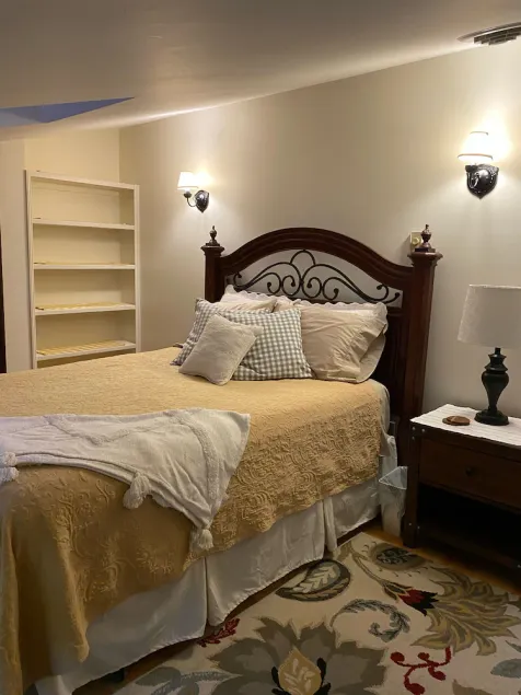 2nd floor remodeled Farm house - Image 1