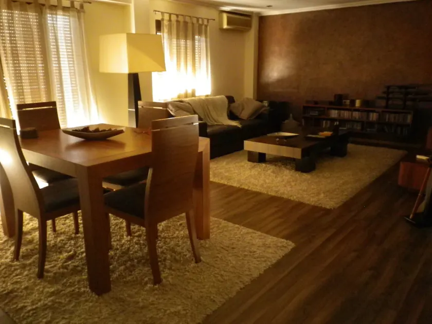 Appartement calme et lumineux. WIFI + PETIT DÉJEUNER GRATUIT - Image 1