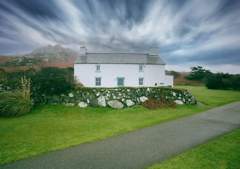 Tal y Gaer Cottage Fishguard - Image 1
