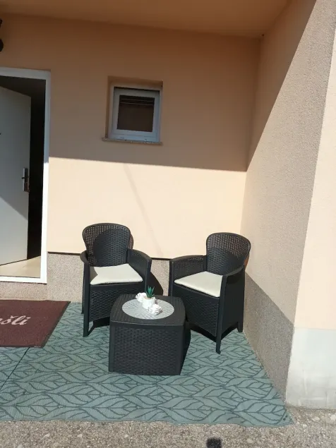 Studio Apartman Kostrena udaljen od prekrasnih plaža 10min - Image 1