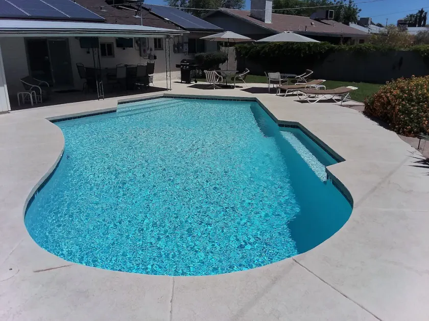 Pool House - 3-bdrm, 2 bath, Heated Pool, Walk to Asu - Image 1