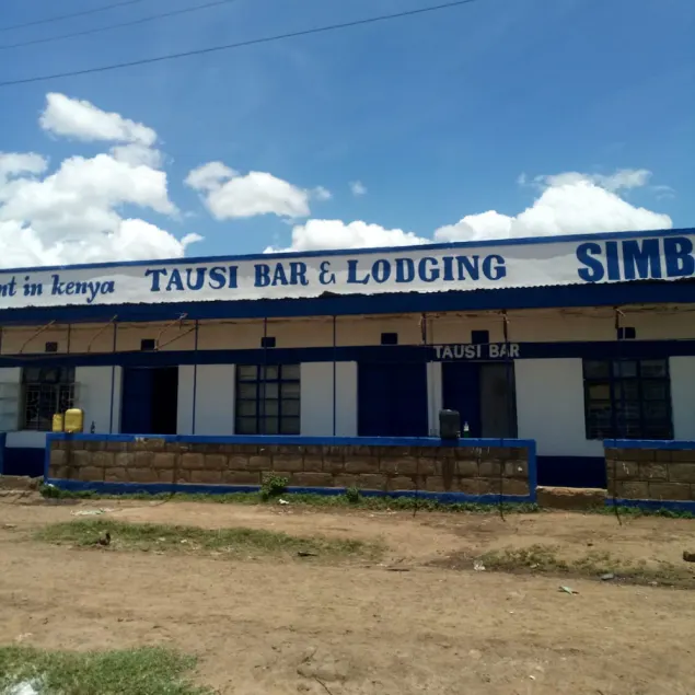 Tausi Bar & Lodging - Image 1
