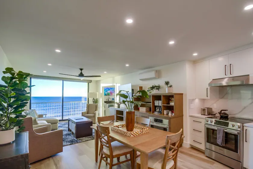 NEW Oceanfront 2 Bedroom Condo in San Diego with AC and Parking - Image 1