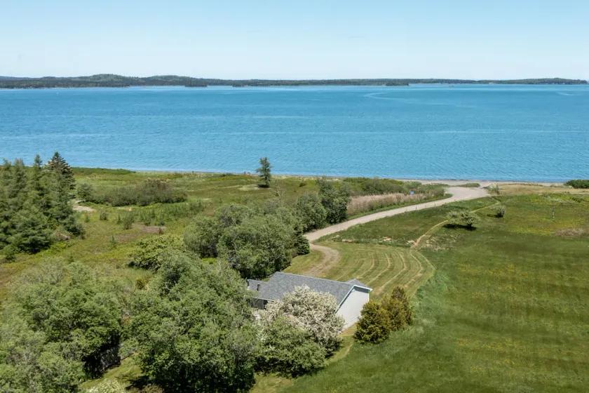 Seascape Serenity with Epic Coastal Views! - Image 1