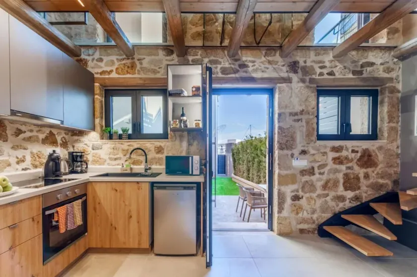 Evangelia Casa, comfy stay, centrally, with views! - Image 1
