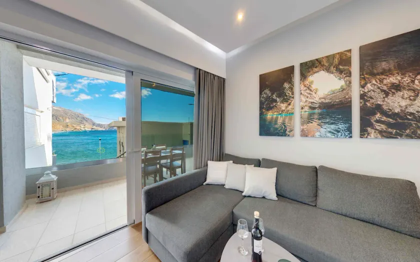 Relaxed Seaside Living, Tris Ekklisies - Sleeps 4 - Image 1