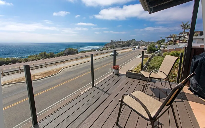 Das Cardiff Surfer's Hideaway ist ein Paradies mit 2 Schlafzimmern, direkt am Meer und Meerblick! - Image 1