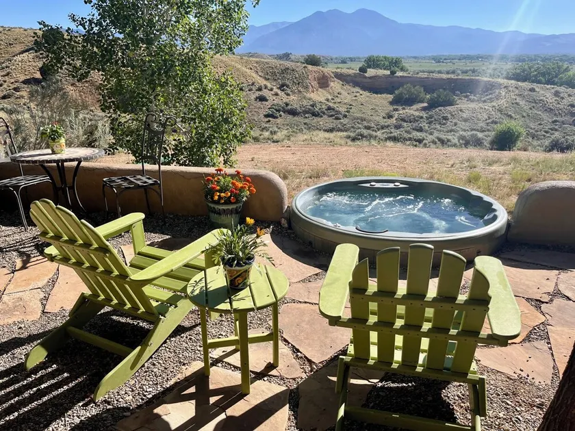Splendida vista sul Monte Taos, 2 camere da letto 2 bagni Guesthouse di lusso - Image 1