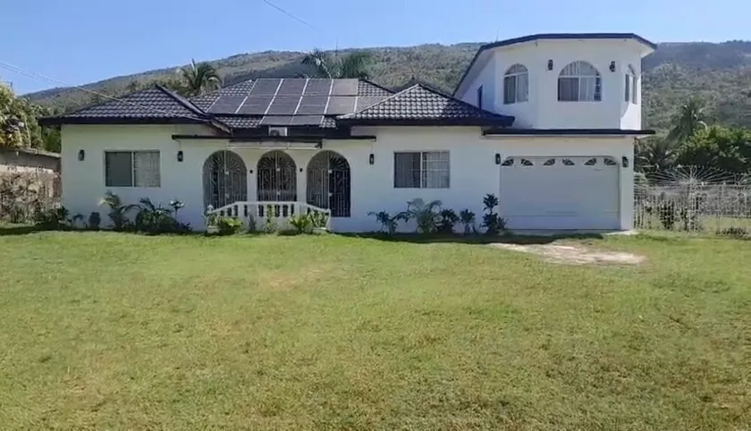 *St Elizabeth Countryside Retreat* WIFI, Near Jamaica Zoo - Image 1