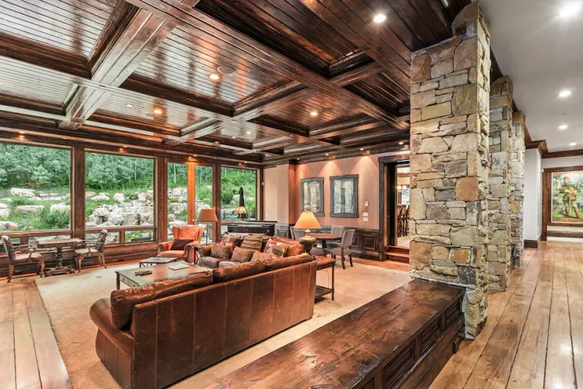 Moose Mgmt at White Pine 129: Pvt Estate-Pvt HotTub & Home Theater-Mountain view - Image 1