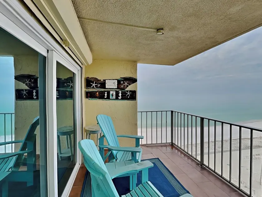 Regency Towers 3 Bedroom Apartment - Image 1