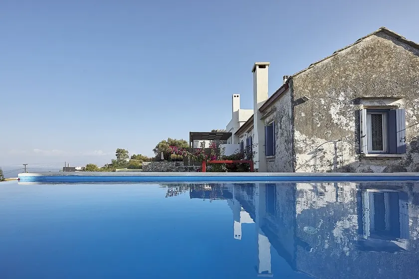 AMAZING 3BDR VILLA WITH PRIVATE POOL AND SEA VIEW - Image 1