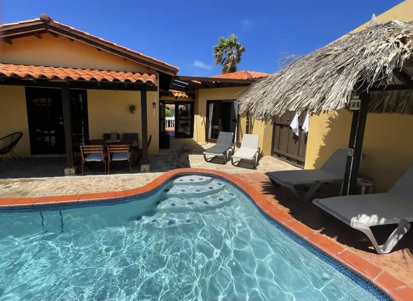 Aruba Villa with Pool, just 3 minutes driving from Aruba's best beaches - Image 1