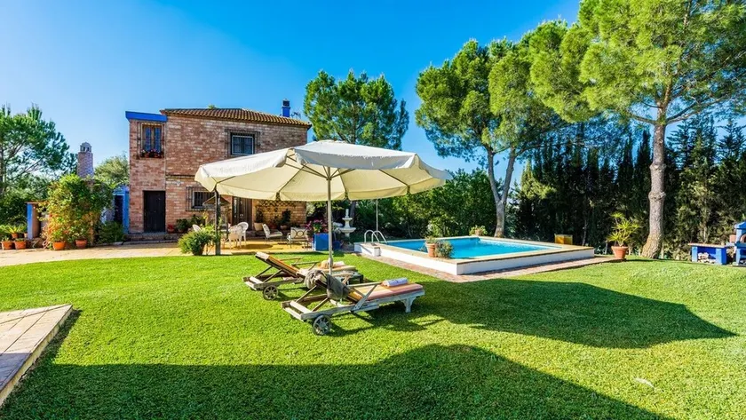 Casa Rural Cupiana Piscina privada Malaga - Image 1