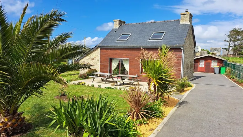 La maison d'Amélie ,2 étoiles, vue sur la mer d'Iroise, WIFI ,animal autorisé. - Image 1