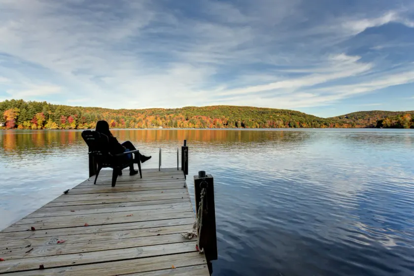 Ruhiges, frisch renoviertes Cottage am Seeufer am Lake Garfield in Berkshires - Image 1