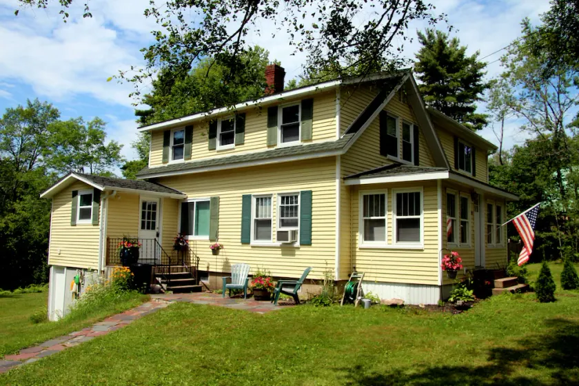 Quintessential Cape Vibes in Boothbay - Image 1