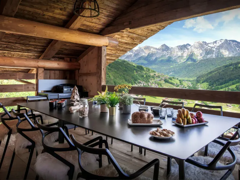 Familienfreundliches weiträumiges Chalet mit Garten, privatem Pool und Terrasse | Seeblick | Ideal für Homeoffice - Image 1