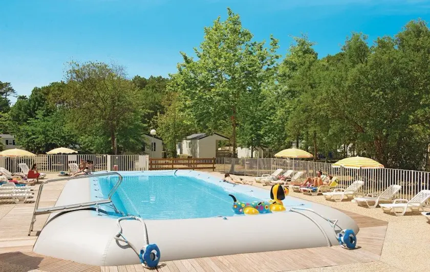Lejlighed med plads til bordet! Accès piscine + fitness! - Image 1