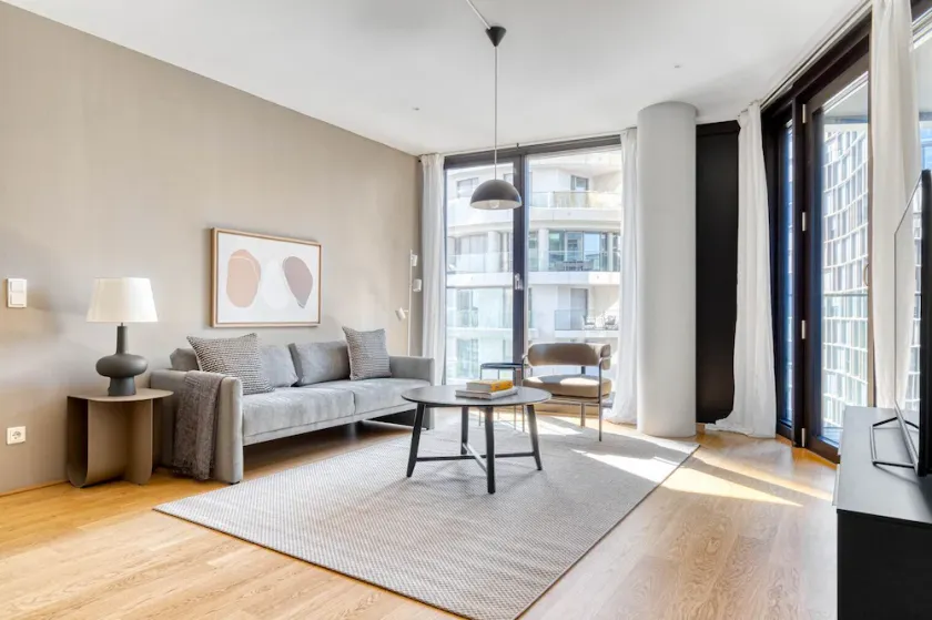 Serene Favoriten 2BR w/ Gym, Lounge & Elevator, nr Metro, by Blueground - Image 1