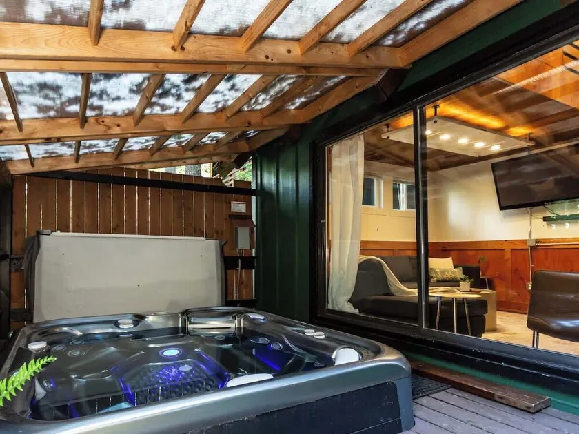 The Birdhouse | Cozy Home Near Mt. Baker w/ Hot Tub, Wood Stove & EV Charger - Image 1