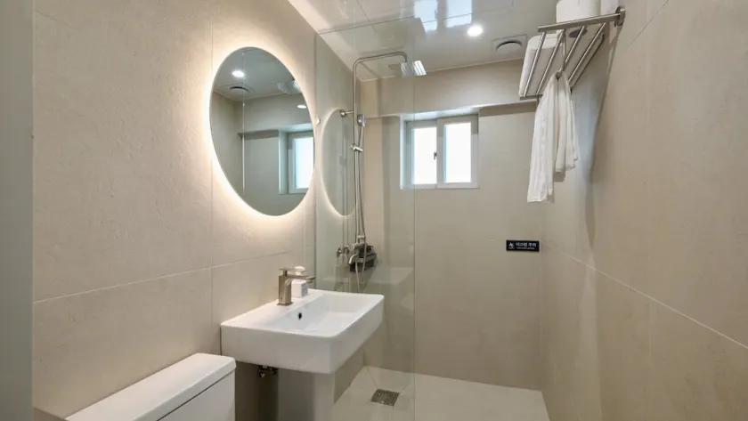 Anook Hotel & Spa Gangseo Hwagok - Image 1