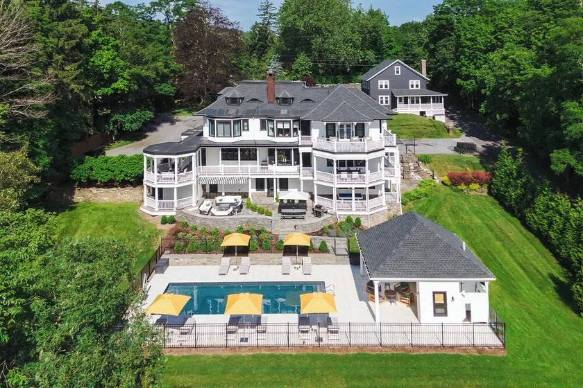 Bright & Spacious Hudson Valley Home with Pool - Image 1