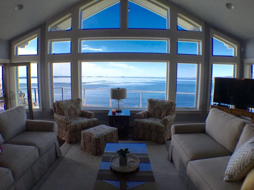 Hjem ved havet med en betagende panoramaudsigt over Penobscot Bay, nær Camden - Image 1