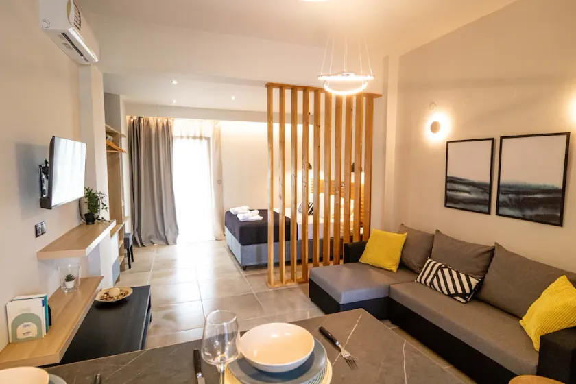 Elysian Luxury Studio 2 - Image 1