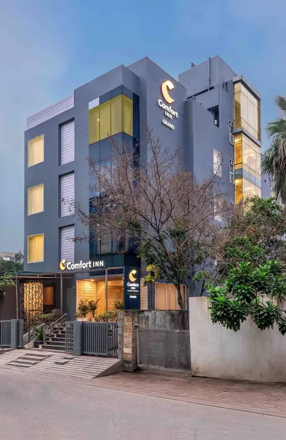 Comfort INN Grand - Kaushambi - Image 1