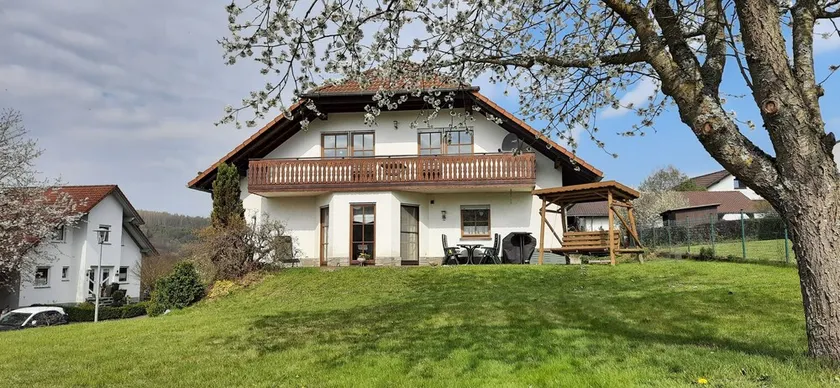 Apartamento 'Nationalparkblick' con vistas a la montaña, balcón y Wi-Fi - Image 1