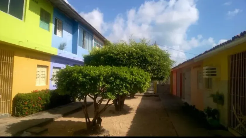 House in Prive Arco Íris 3 minutes from the beach of Enseada dos Corais. - Image 1