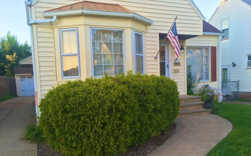 Cozy & Quiet beautiful 4 bedrooms , close to downtown, Cleve clinic  - Image 1