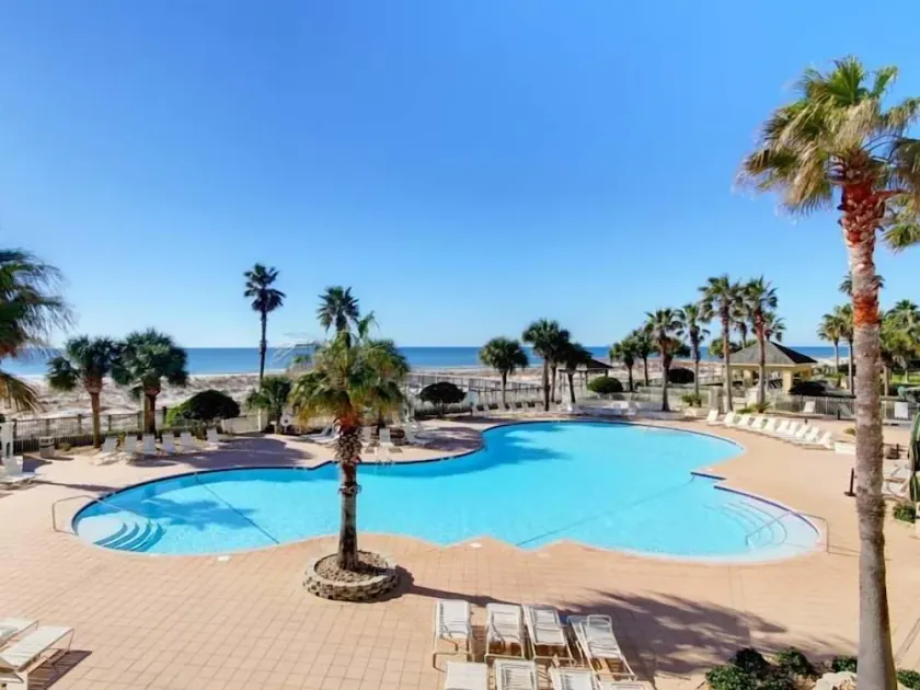 Beach Club 203D by Youngs Suncoast - Image 1